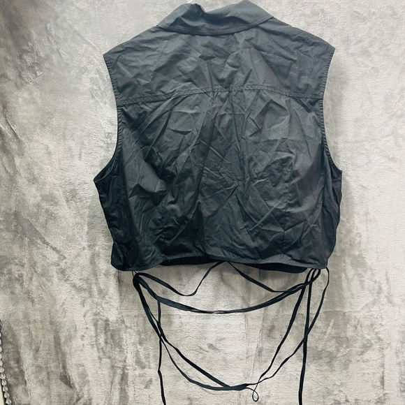 Black blouse - Picture 7 of 7